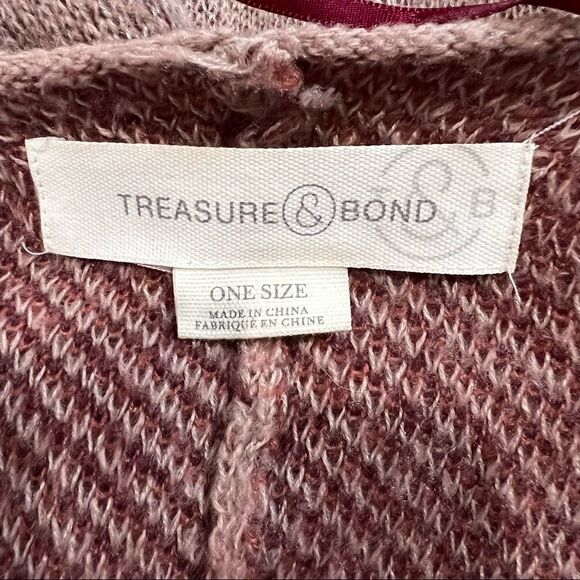 Treasure & Bond Pink Poncho Snaps Arm Holes - Picture 5 of 6